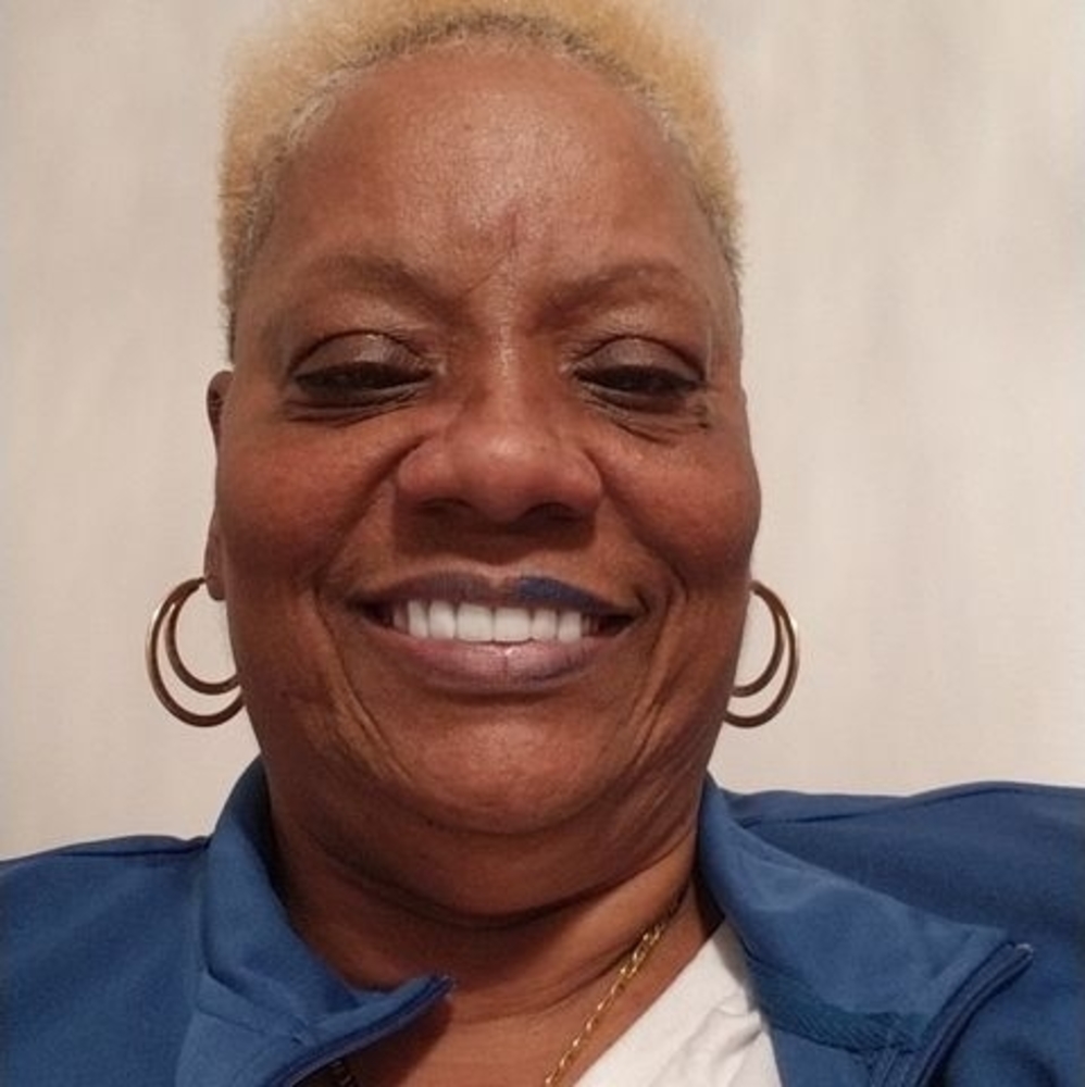 Meet your Posher, Carol